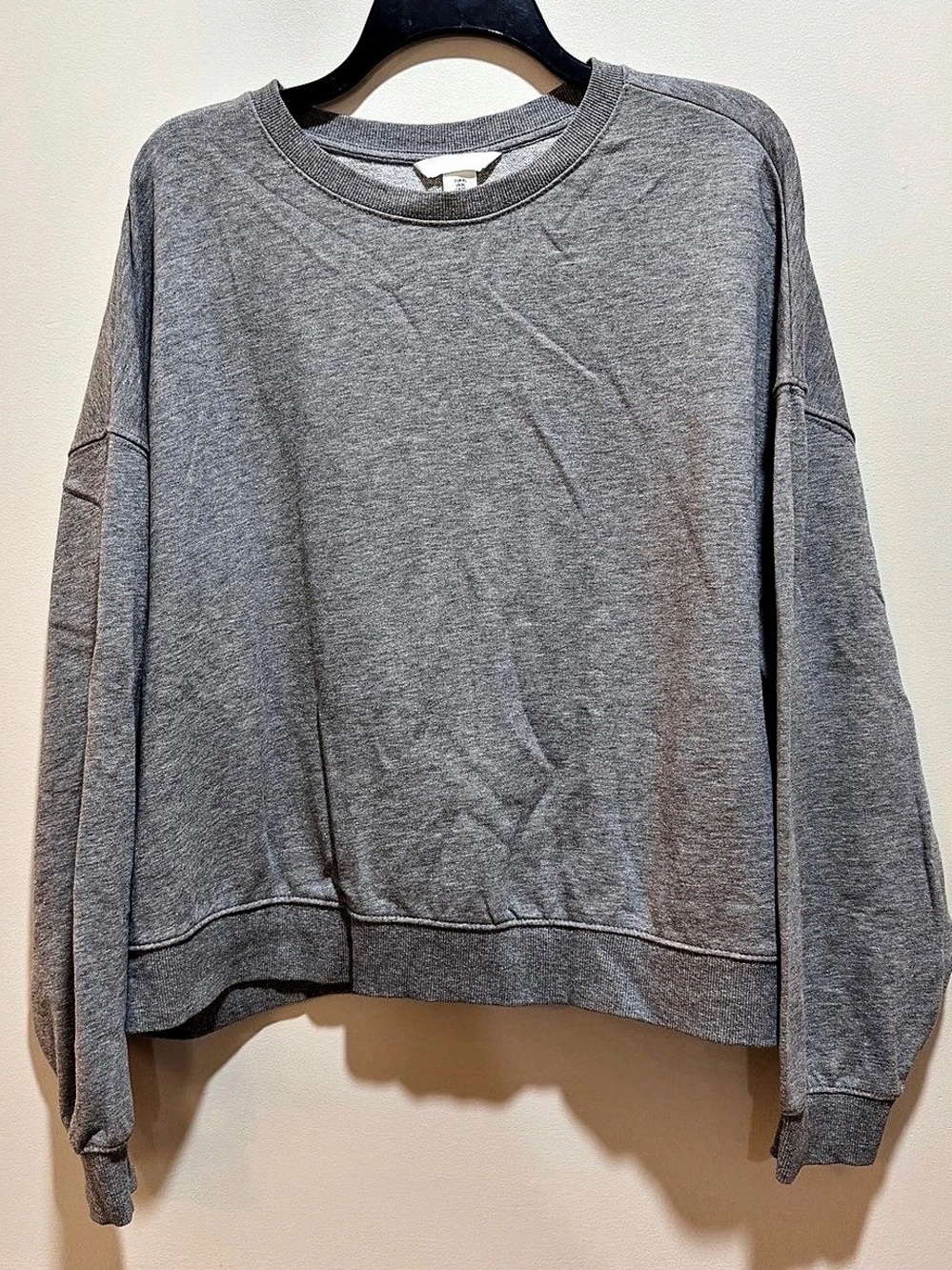 H&M Gray Crewneck Sweatshirt Size XL